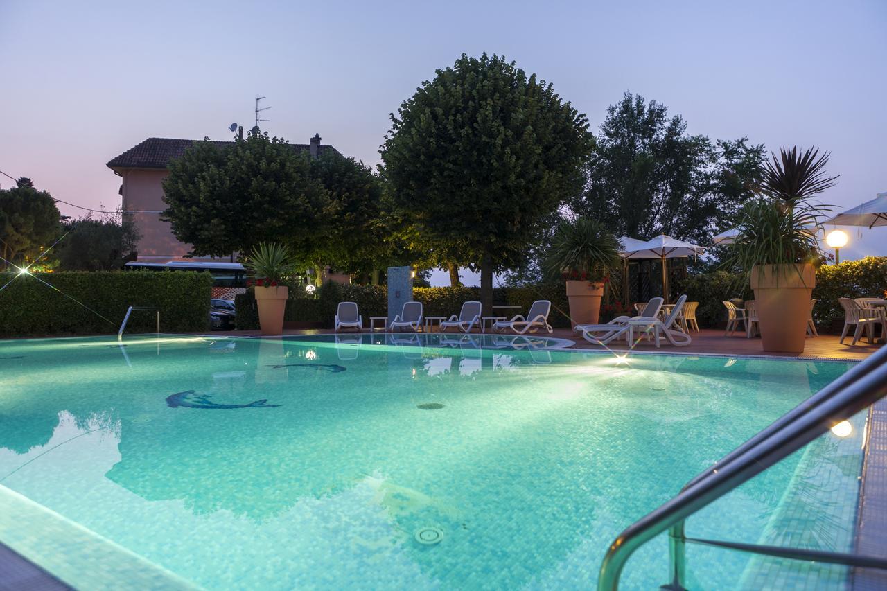 Hotel Dolci Colli Peschiera del Garda Exterior photo